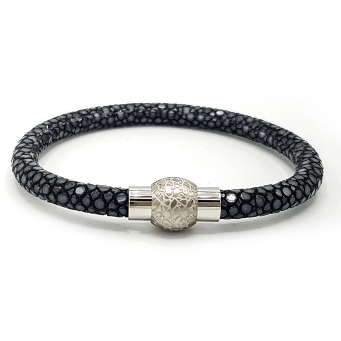 Luxury Stingray leather  Bracelet  – Me028