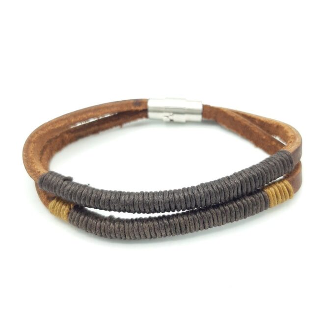 Me1015 – double leather bracelet