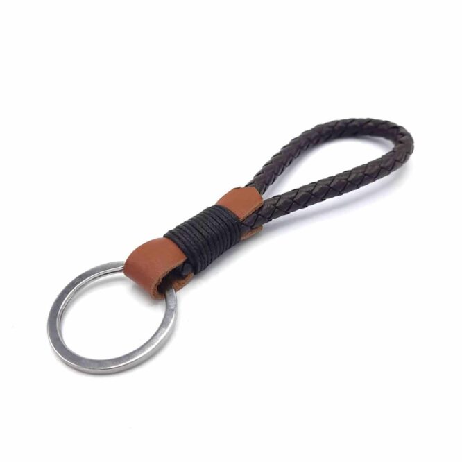 Me1512 –  Genuine Brown Leather keychain with Stainless Steel Ring