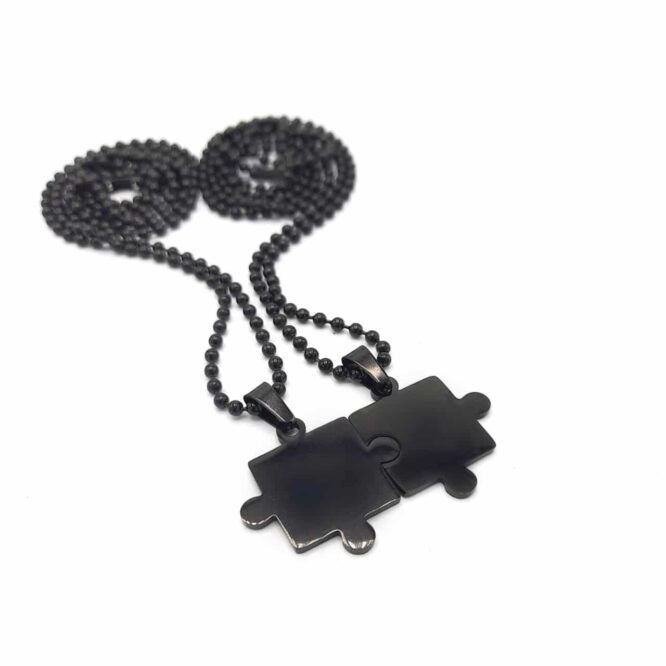 Me1537 –  Black Puzzle Piece Necklace Set