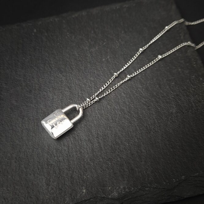 Me1840 – ” Be You ” lock Necklace